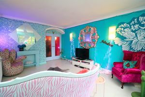 Photo 11- click for photo gallery